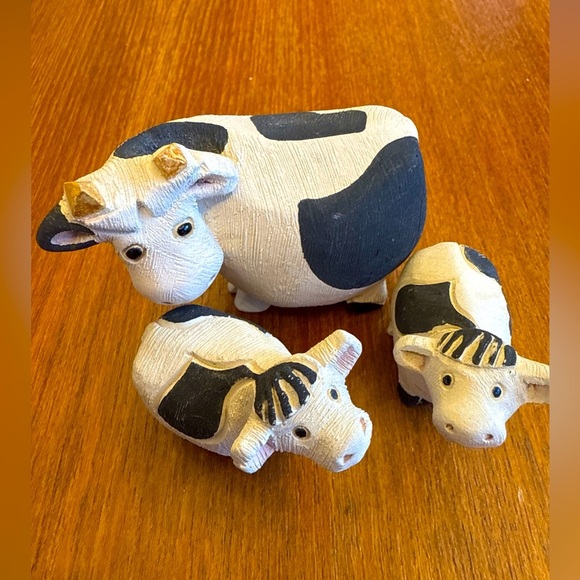 Artisania rinconada figurine Cow Family 3 Pieces Retired - Picture 1 of 9